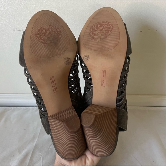 Vince Camuto Grey Edgy Caged Wedge Sandals Sz 9 - Picture 6 of 16